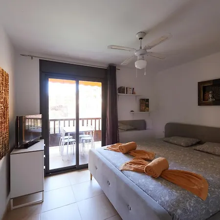 Sun, Relax, 1ch, Heated Pool Access Palm-mar