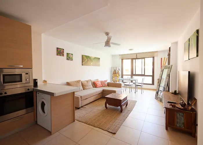 Sun, Relax, 1ch, Heated Pool Access *